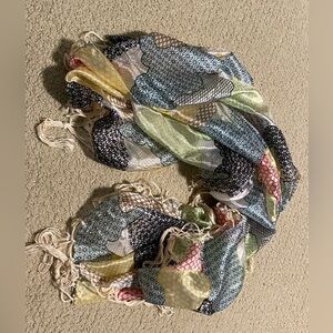 Multicolor Geometric Pattern Scarf